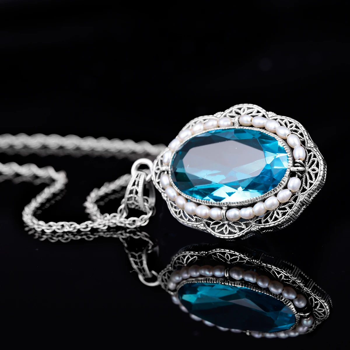 pendentif Maison du Pendentif perle d’eau douce