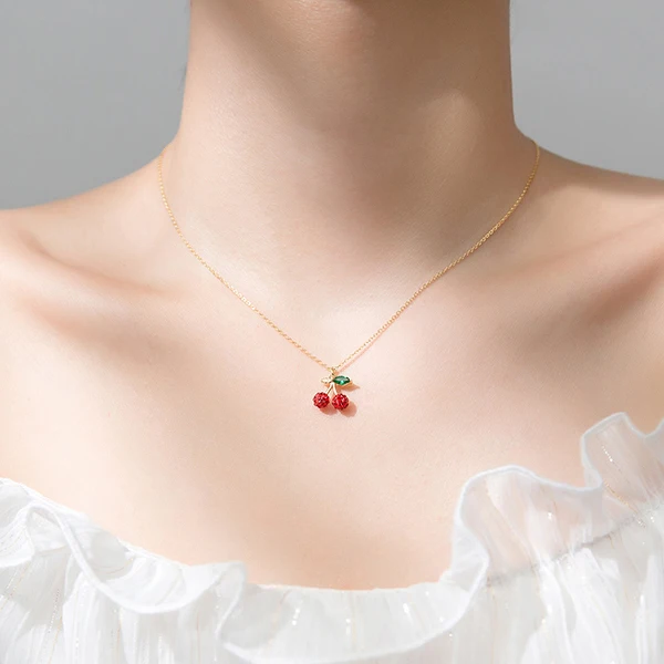 pendentif élégant avec rubis Cerise