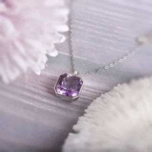 pendentif améthyste carrée en argent