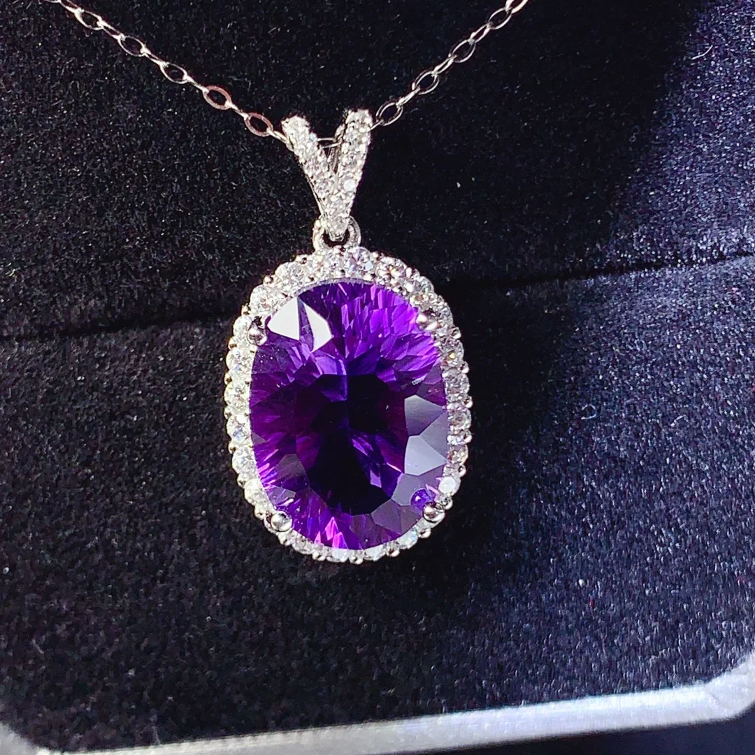 pendentif pierre améthyste élégant