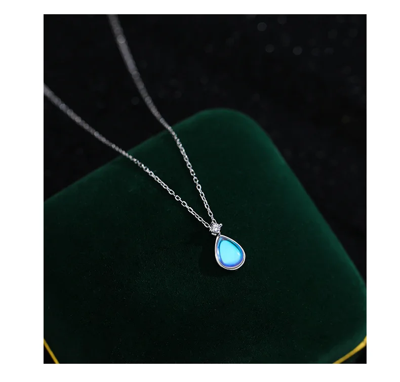pendentif en argent pierre de lune