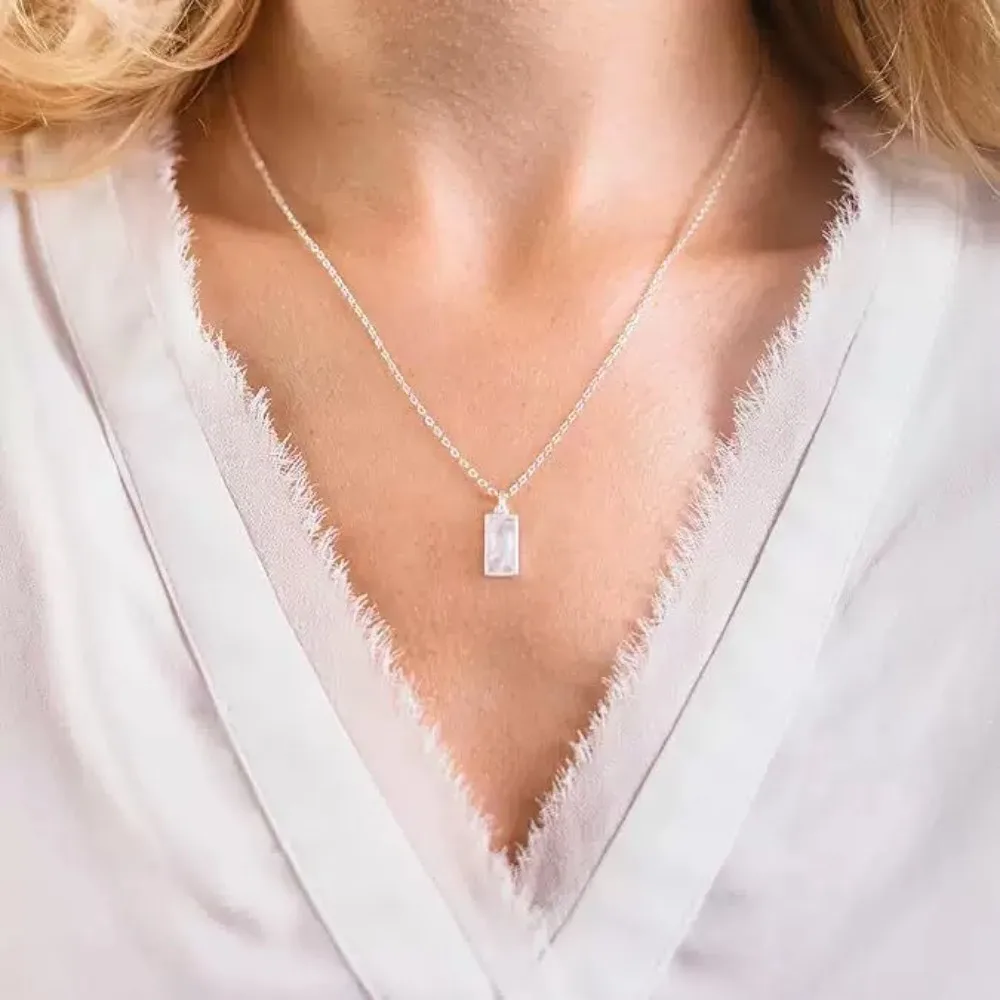 pendentif en argent pierre de lune