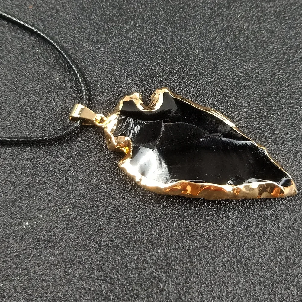 pendentif unique en obsidienne et or