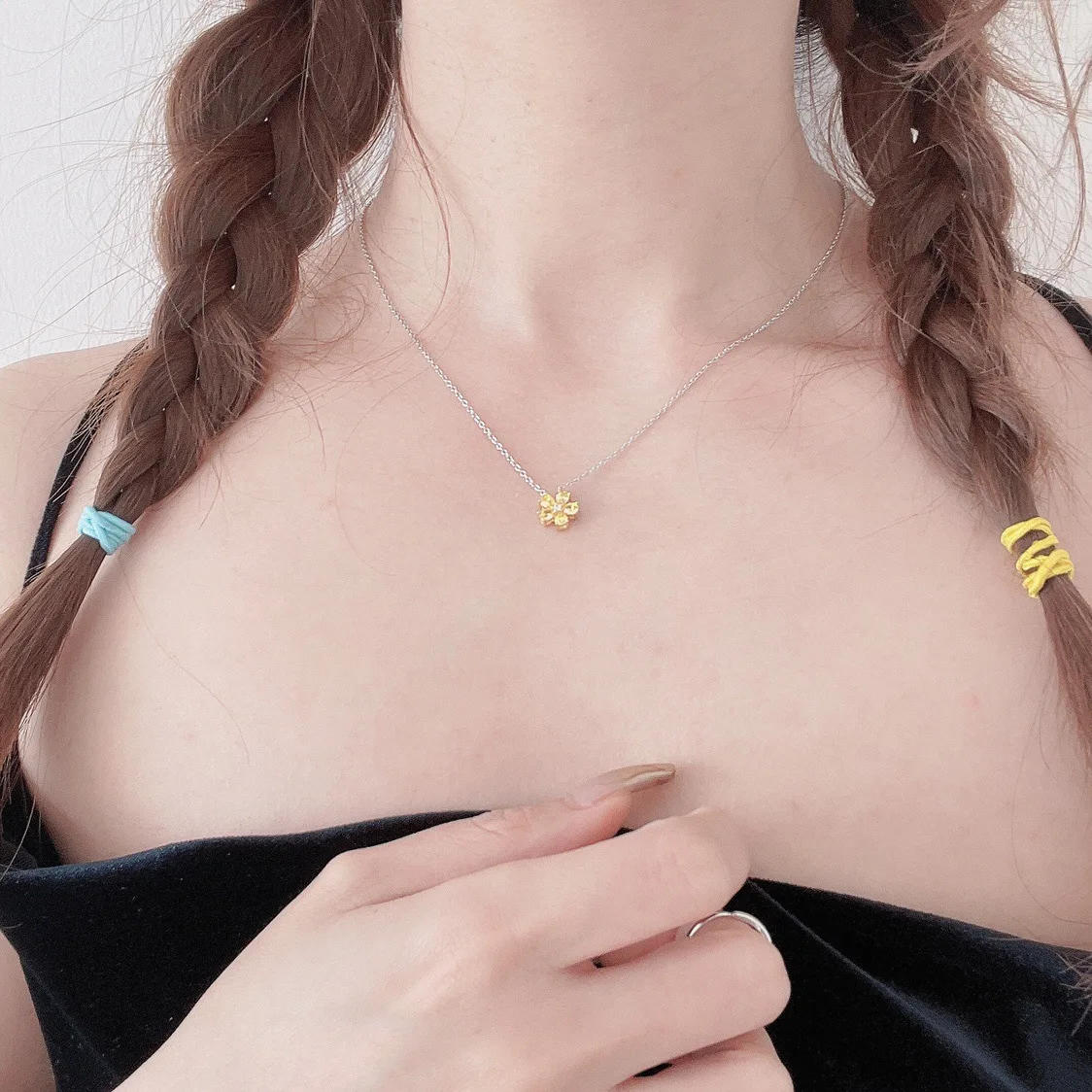 pendentif floral en topaze jaune
