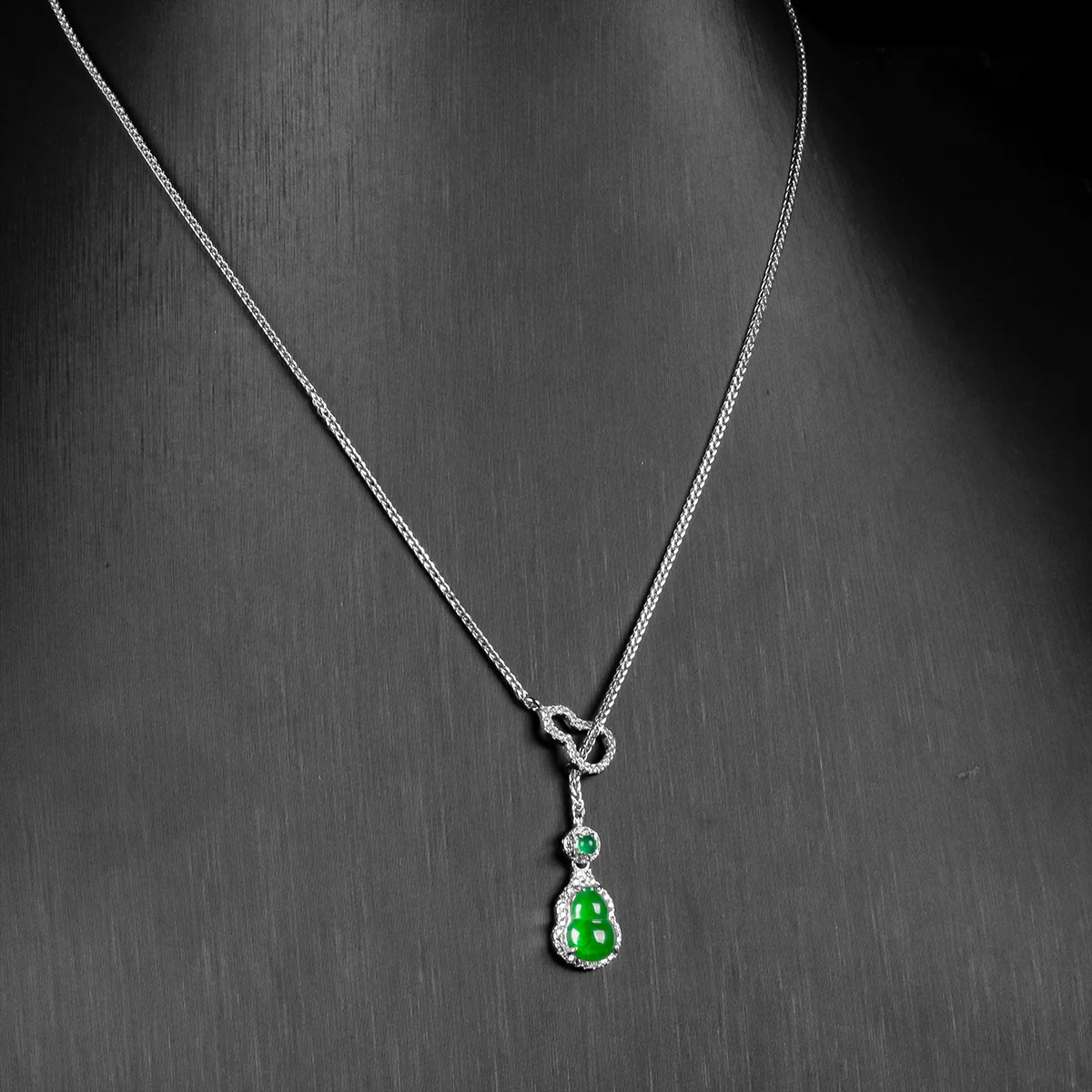 bijou en argent sterling avec jade vert