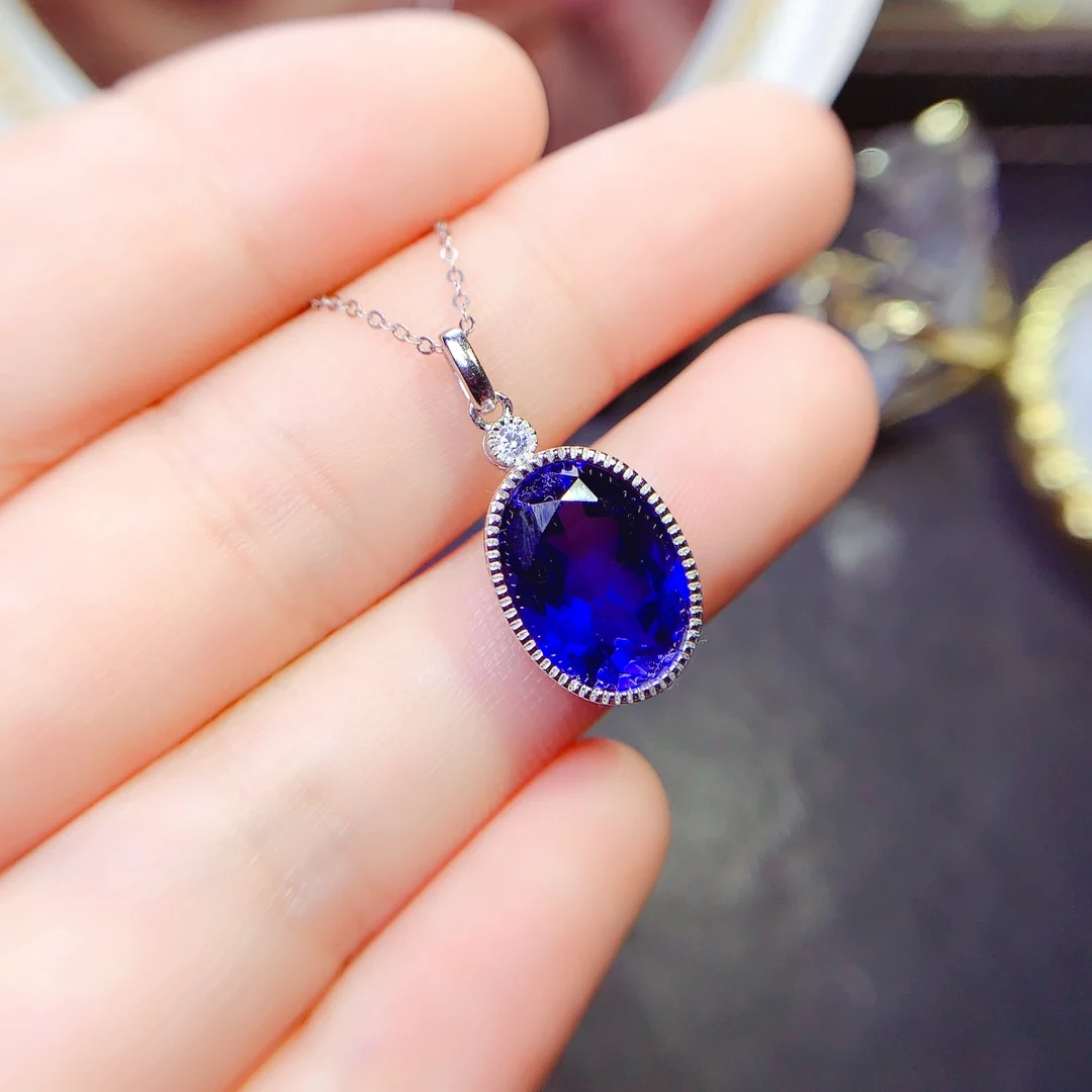 pendentif élégant saphir serti