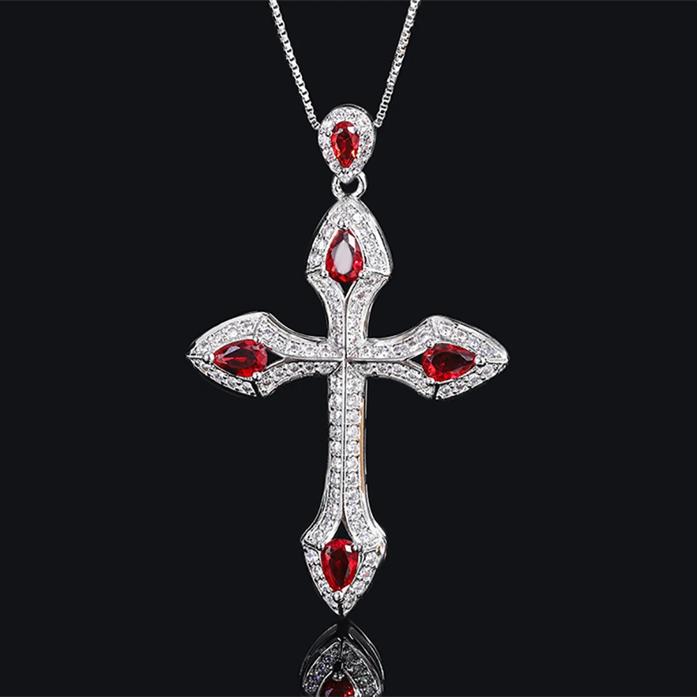 pendentif croix rubis