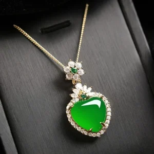 pendentif émeraude cœur