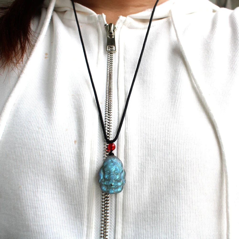 pendentif spirituel en Labradorite irisée