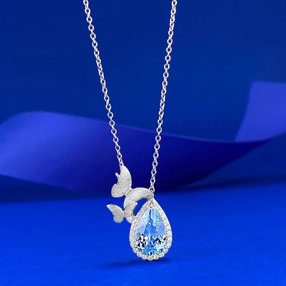bijou en argent avec topaze en forme de poire