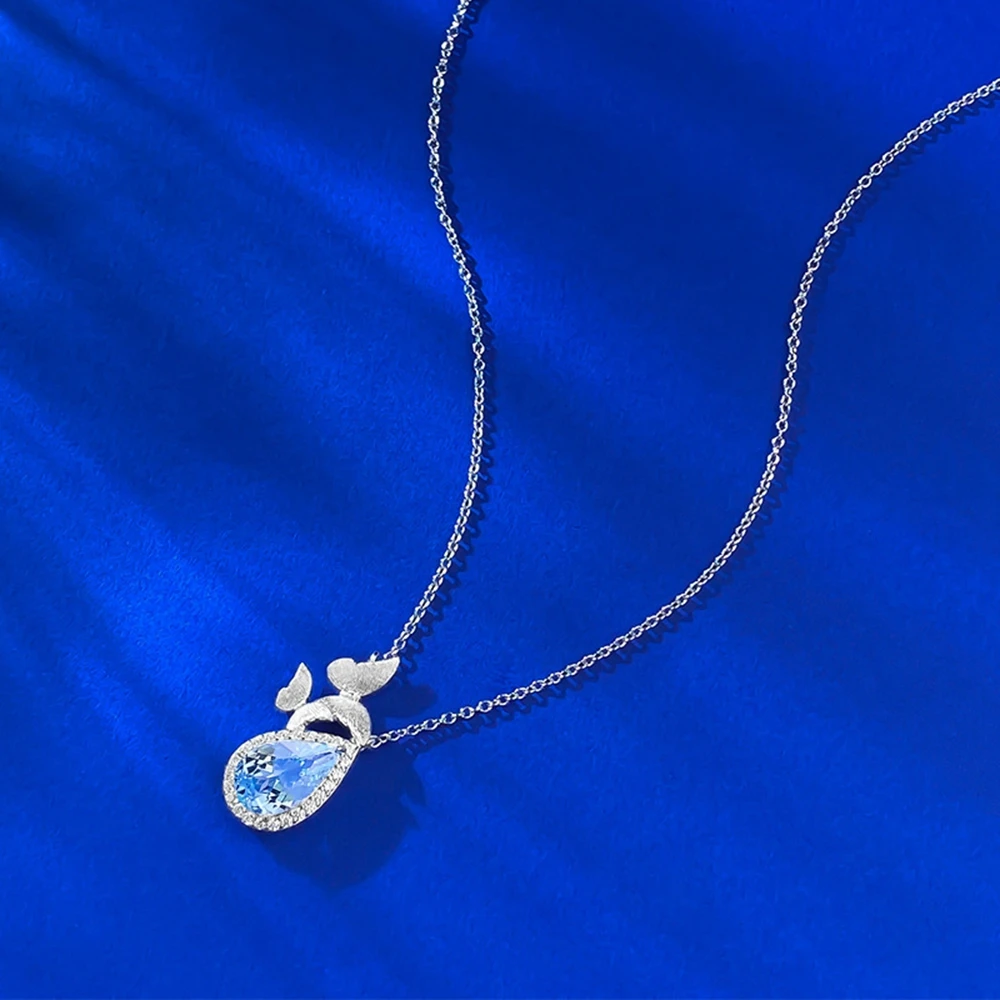 pendentif élégant en topaze de laboratoire
