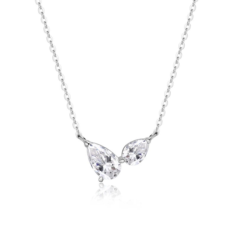 vue rapprochée du pendentif 2 diamants