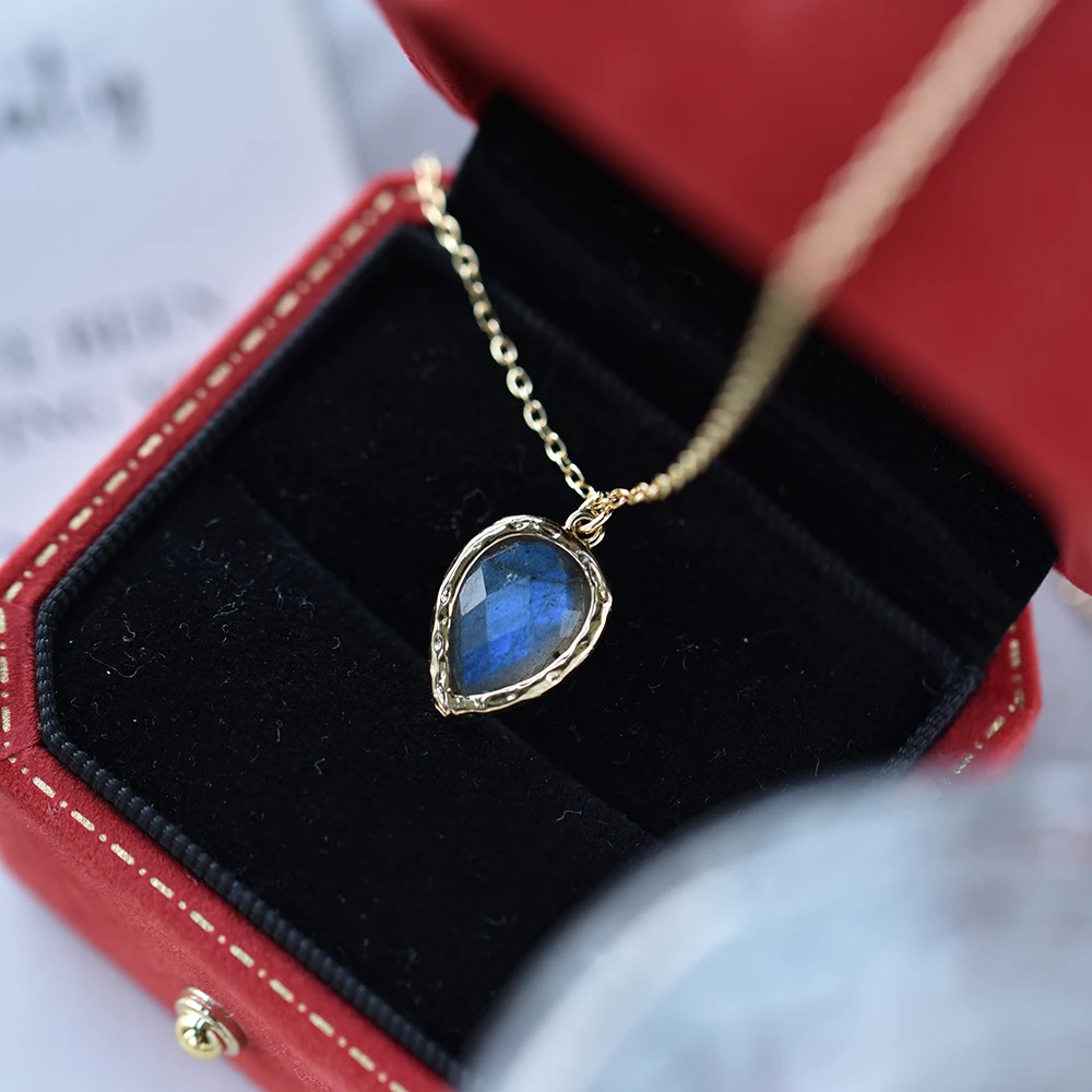 pendentif en Labradorite pour femme