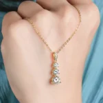 pendentif 3 diamants avec diamants éclatants