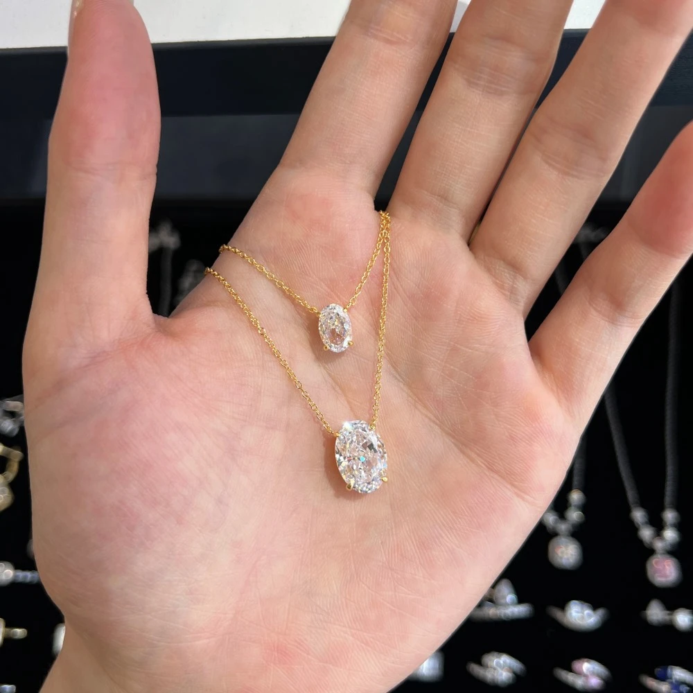pendentif élégant saphir blanc