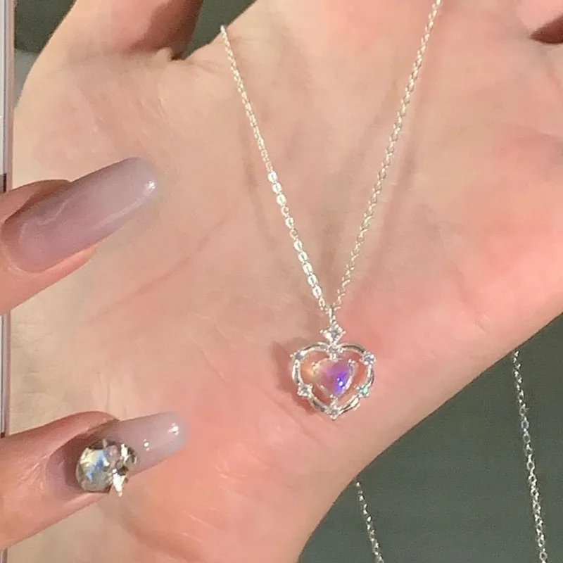 pendentif cœur en pierre de lune