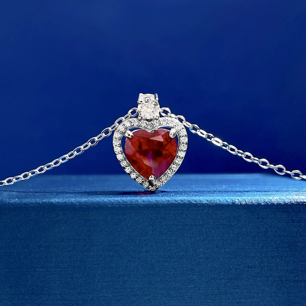 pendentif rubis cœur en argent